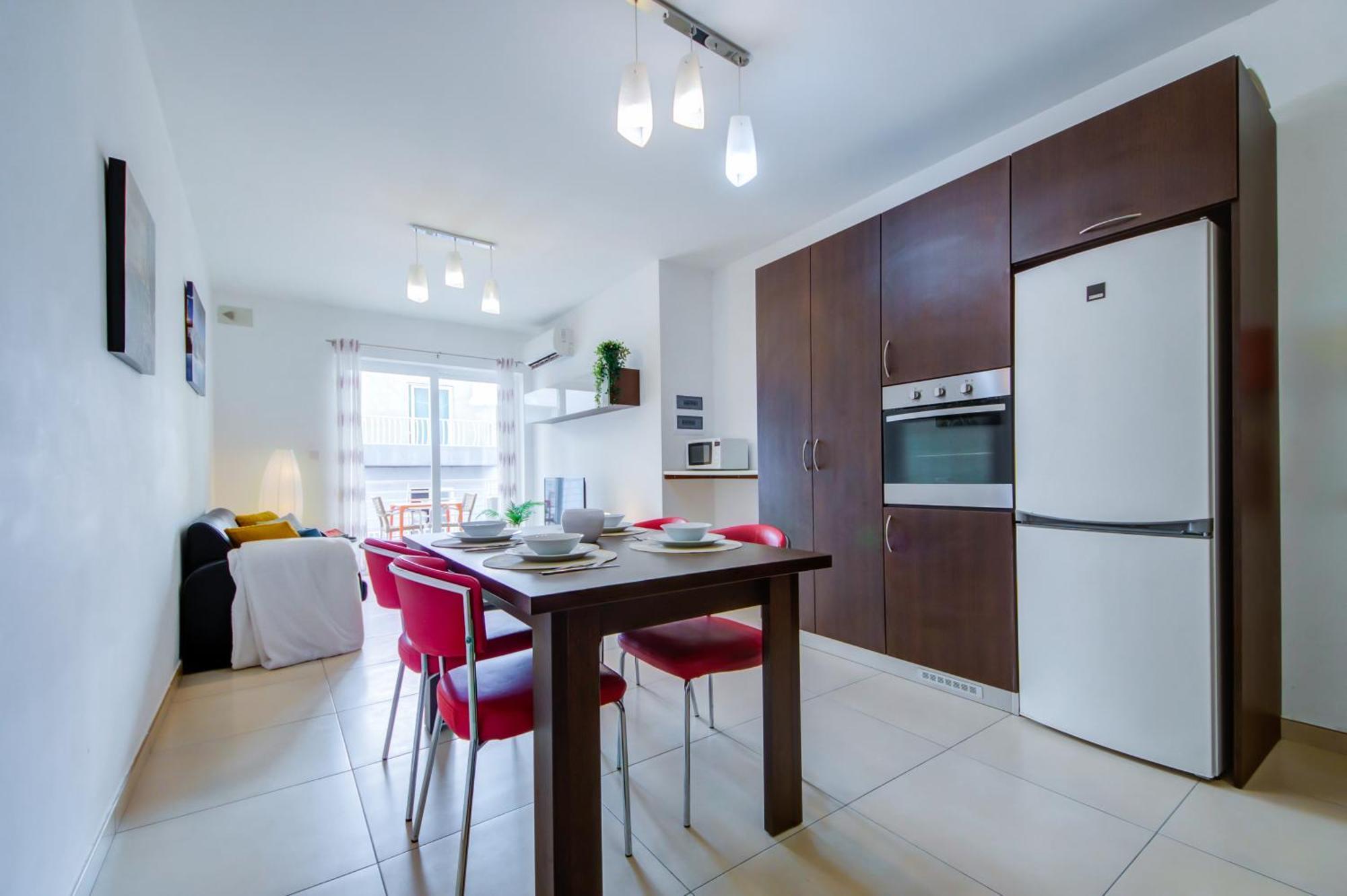 Stylish 2Br Apt With Balconies In St Julians, Paceville - Apt 6 By Vaganza Saint Julian's Eksteriør billede